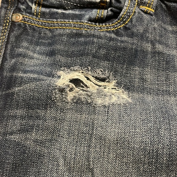 Modern slim. Distressed. - Picture 8 of 8